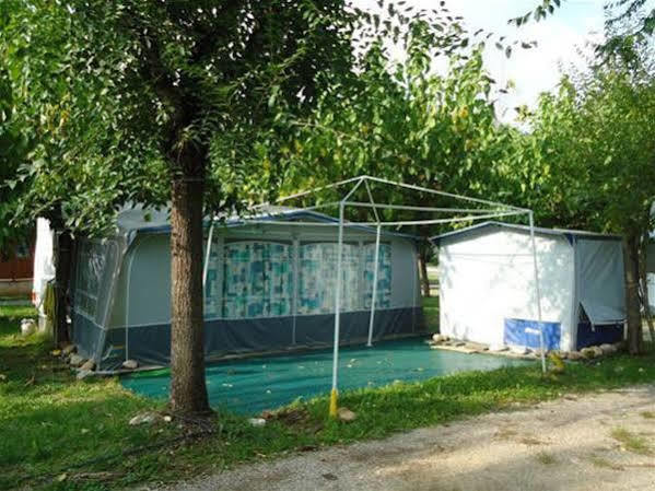 Camping Esponellà Exterior foto